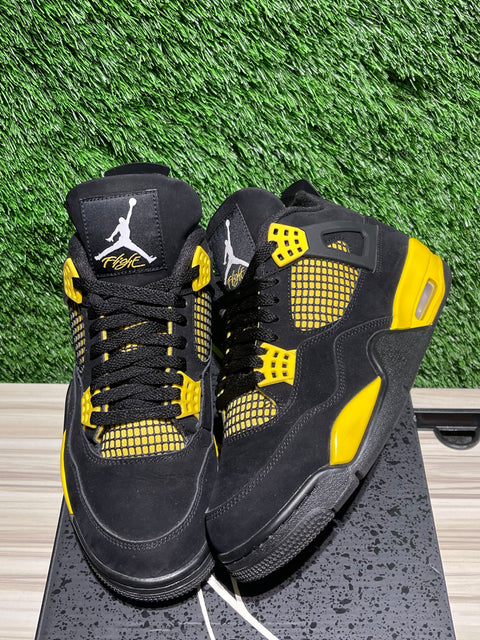Jordan 4 Retro Thunder (2023) Sz 8.5M