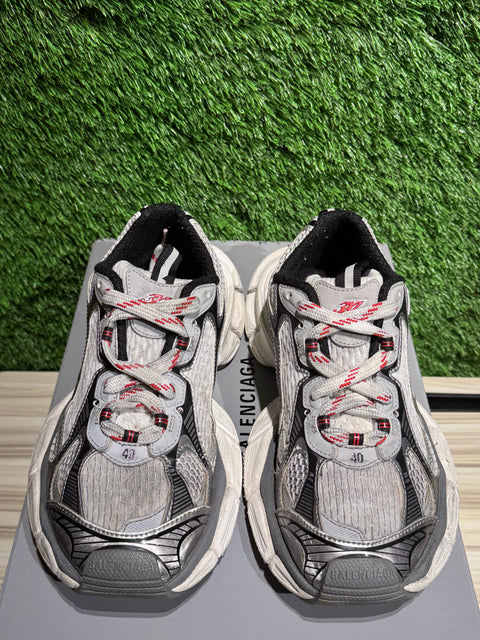 Balenciaga 3XL Grey White Red Sz 7M EU E40