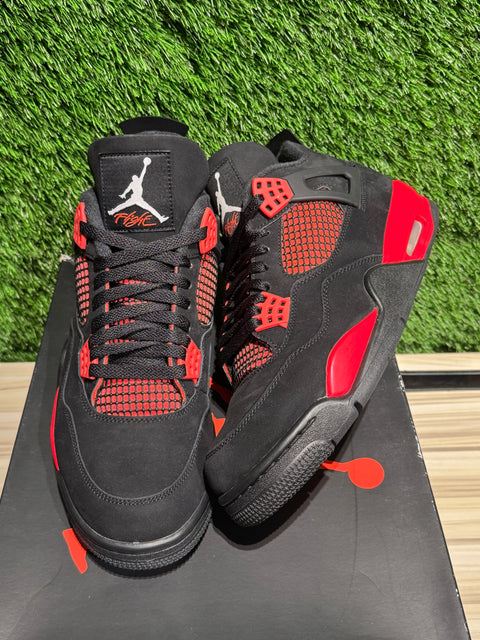 Jordan 4 Retro Red Thunder Sz 11.5