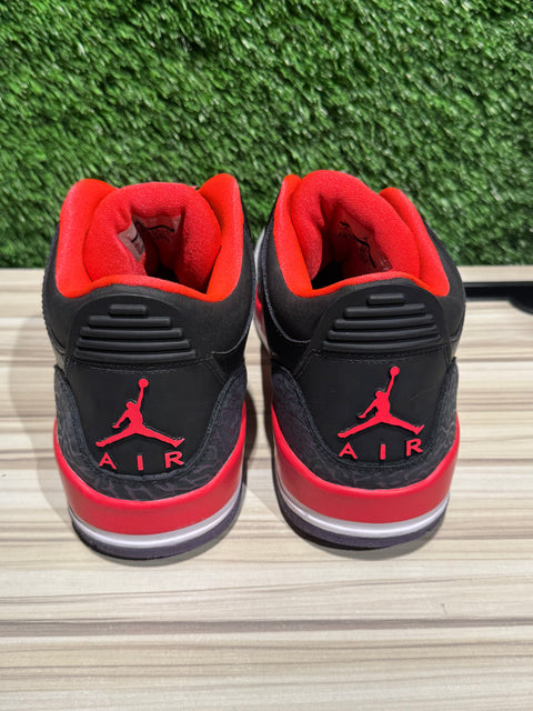 Jordan 3 Retro Crimson Sz 9M