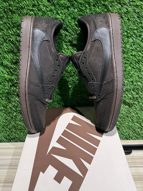 Jordan 1 Retro Low OG SP Travis Scott Velvet Brown Sz 10.5M