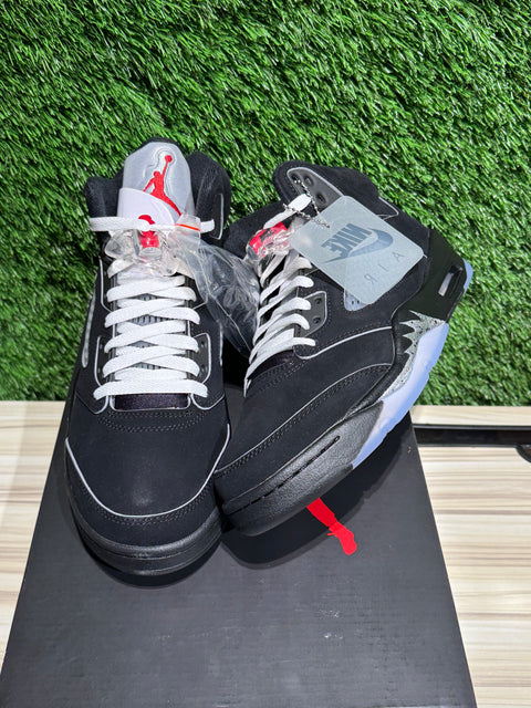 Jordan 5 Retro OG Black Metallic Reimagined Sz 8