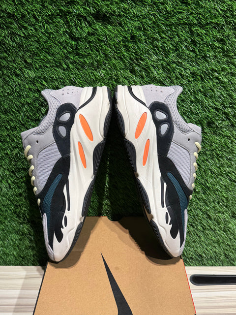 adidas Yeezy Boost 700 Wave Runner Sz 9.5M..