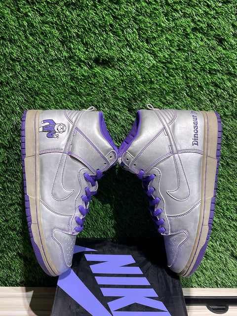 Nike SB Dunk High Dinosaur Jr. Sz 8M
