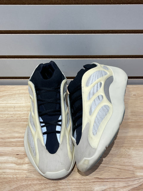 adidas Yeezy 700 V3 Azael Sz 12