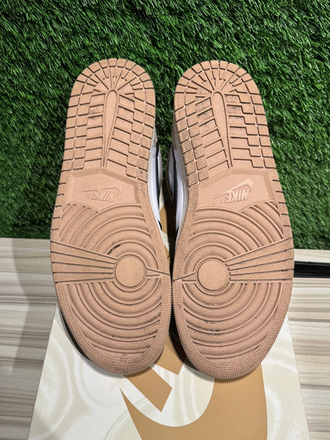 Jordan 1 Retro High OG Latte (Women's) Sz 10.5M