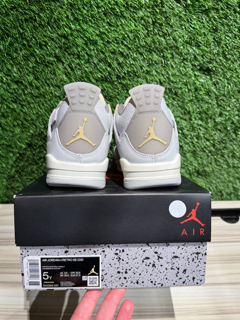 Jordan 4 Retro SE Craft Photon Dust (GS) Sz 5Y
