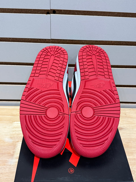 Jordan 1 Retro Low OG Chicago (2025) Sz 9