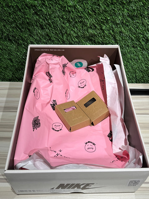 Jordan 1 Retro Low OG SP Travis Scott Velvet Brown Sz 10.5M