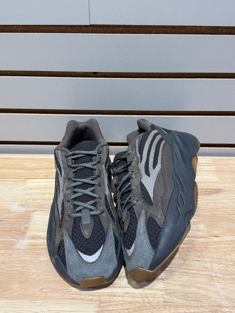 adidas Yeezy Boost 700 V2 Geode