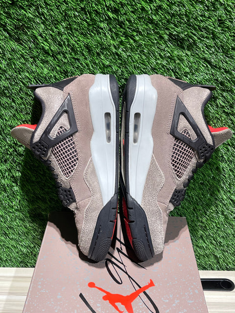 Jordan 4 Retro Taupe Haze Sz 7.5