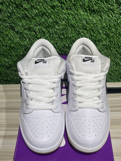 Nike SB Dunk Low Pro White Gum