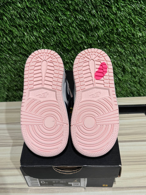 Jordan 1 Retro High OG Atmosphere (TD) Sz 6c