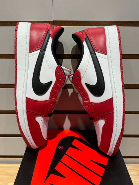 Jordan 1 Retro Low OG Chicago (2025) Sz 9