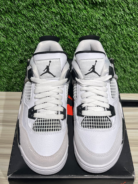 Jordan 4 Retro Military Black (GS) Sz 4Y