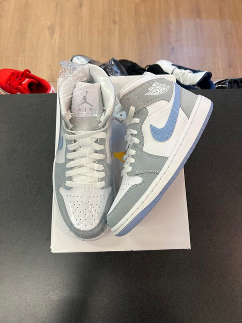 Jordan 1 Mid Wolf Grey Aluminum (Women's) Sz 5.5W