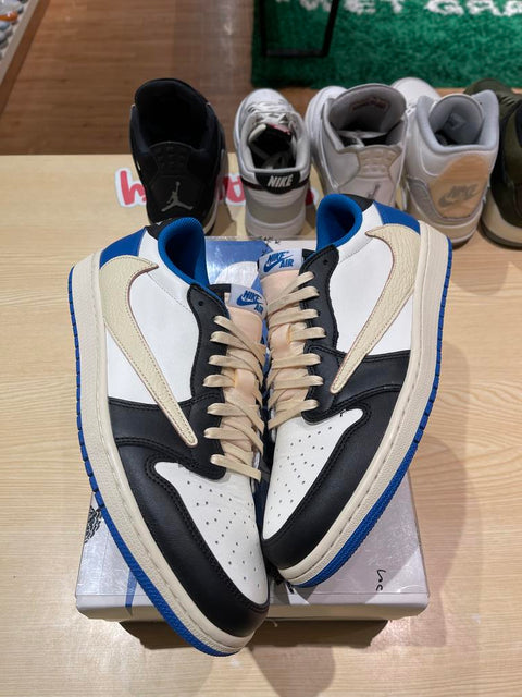 Jordan 1 Retro Low OG SP Fragment x Travis Scott