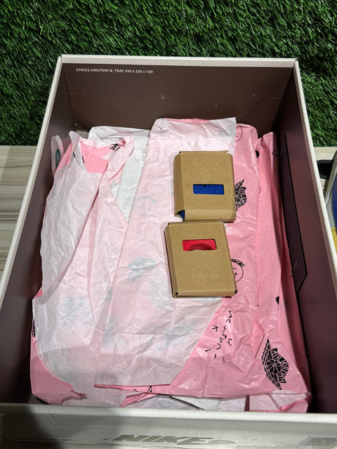 Jordan 1 Retro Low OG SP Travis Scott Canary (Women's) Sz 10M..