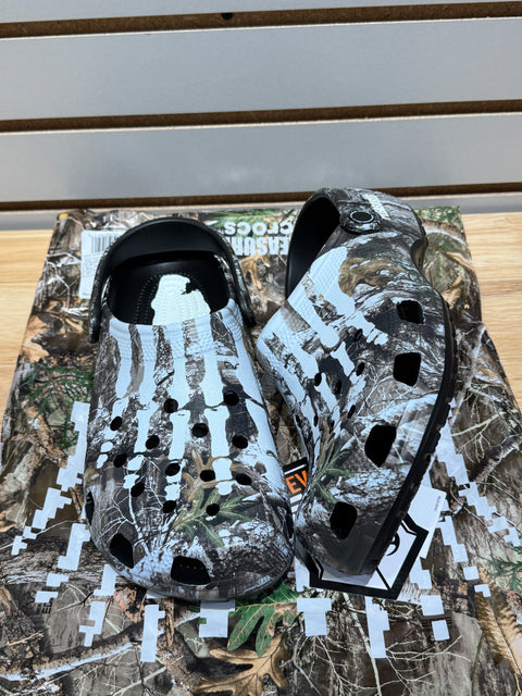 Crocs Classic Clog Pleasures Skeleton Realtree Edge Camo Sz 10