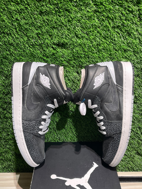 Jordan 1 Retro '86 Pure Platinum Sz 11M