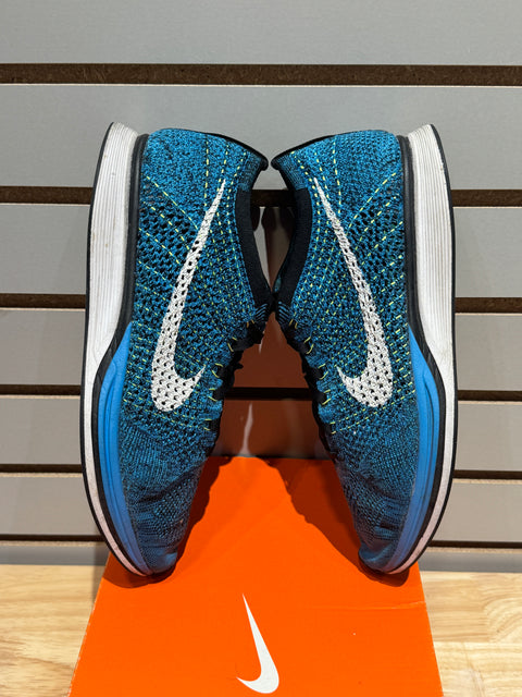 Nike Flyknit Racer Blue Cactus Sz 9.5