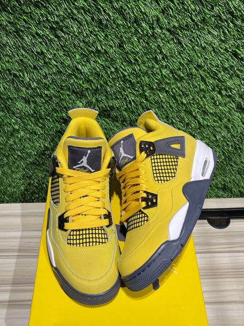 Jordan 4 Retro Lightning (2021) (GS) Sz 5Y/6.5W