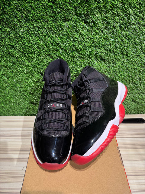 Jordan 11 Retro Playoffs Bred (2019) Sz 11