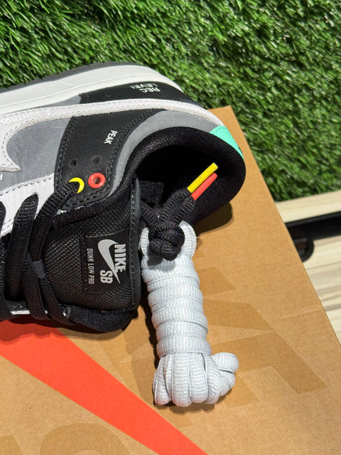 Nike SB Dunk Low VX1000 Sz 9.5