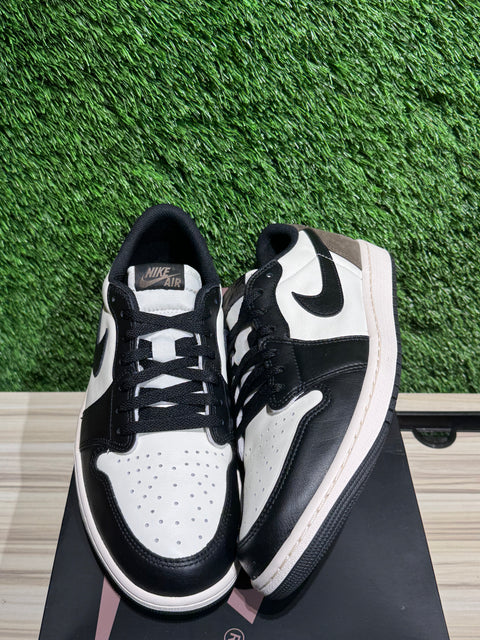 Jordan 1 Retro Low OG Mocha Sz 12M