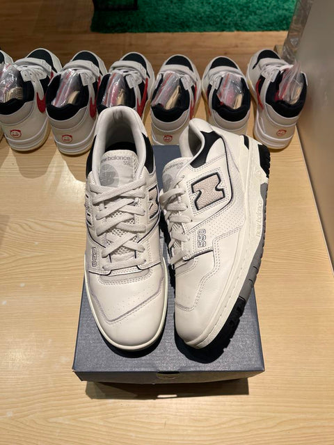 New Balance 550 Cream Black