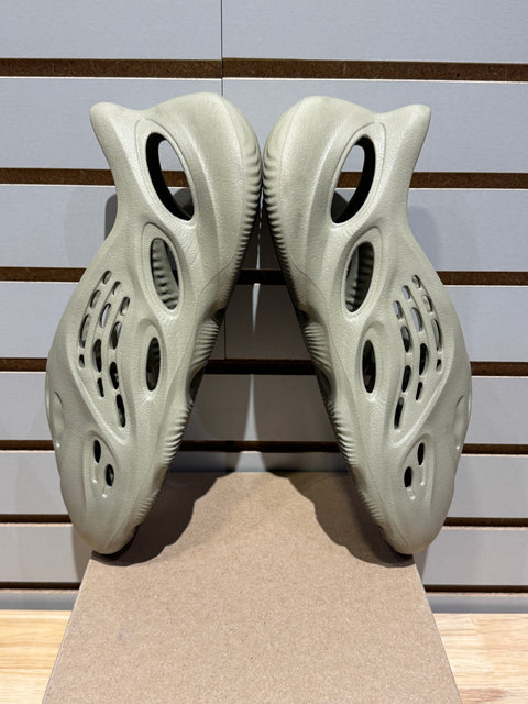 adidas Yeezy Foam RNR Stone Salt Sz 13