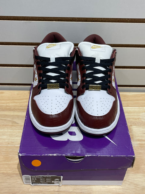Nike SB Dunk Low Supreme Stars Barkroot Brown (2021)