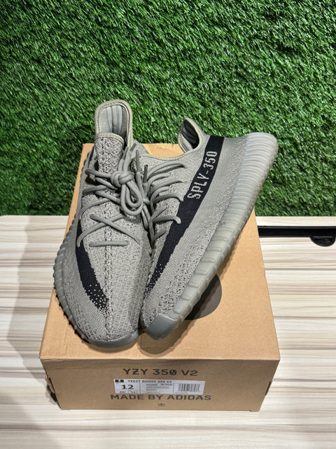 adidas Yeezy Boost 350 V2 Granite Sz 12M.