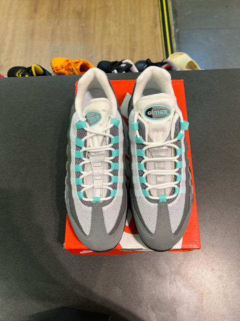 Nike Air Max 95 Hyper Turquoise