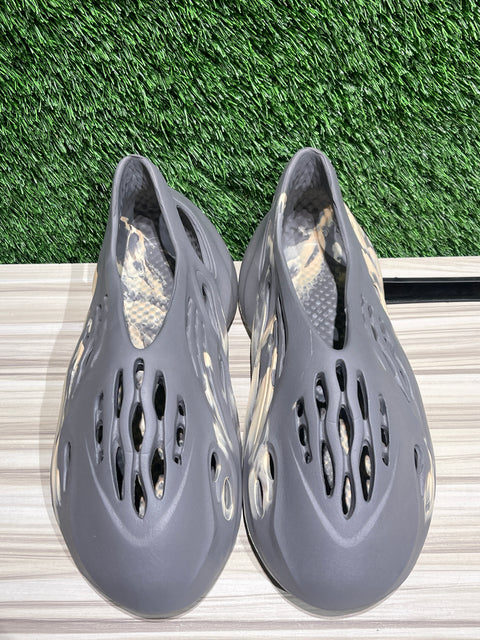 adidas Yeezy Foam RNNR MXT Moon Gray Sz 13