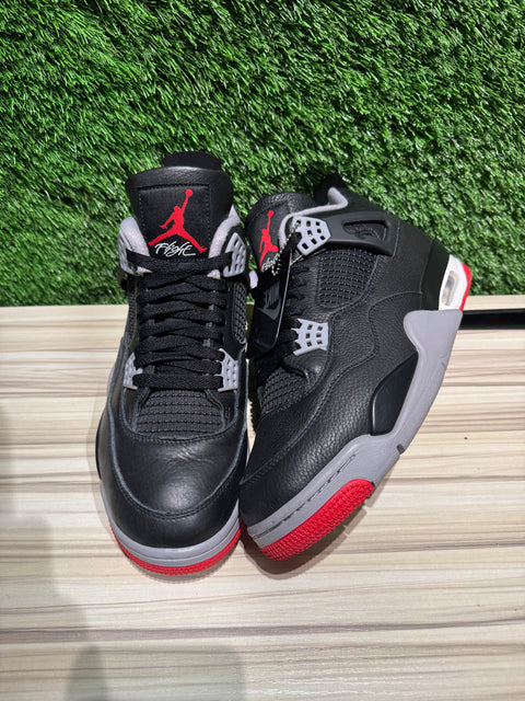 Jordan 4 Retro Bred Reimagined Sz 10M