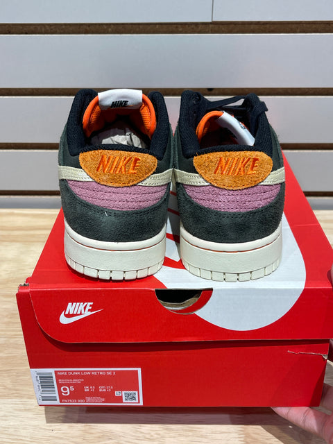 Nike Dunk Low SE Gone Fishing Rainbow Trout Sz 9.5
