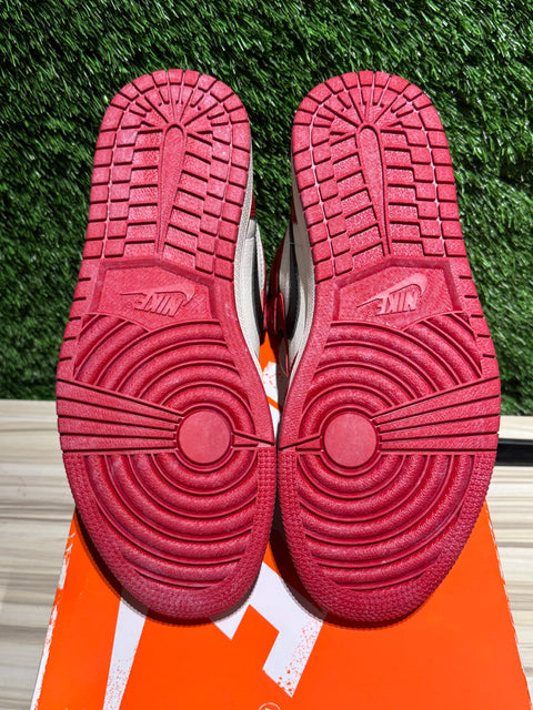 Jordan 1 Retro High OG Chicago Lost and Found Sz 8M