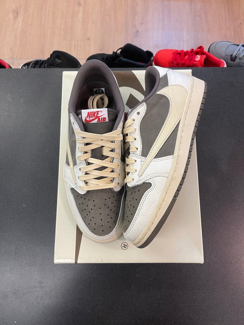 Jordan 1 Retro Low OG SP Travis Scott Reverse Mocha