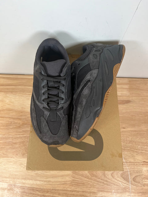 adidas Yeezy Boost 700 Utility Black