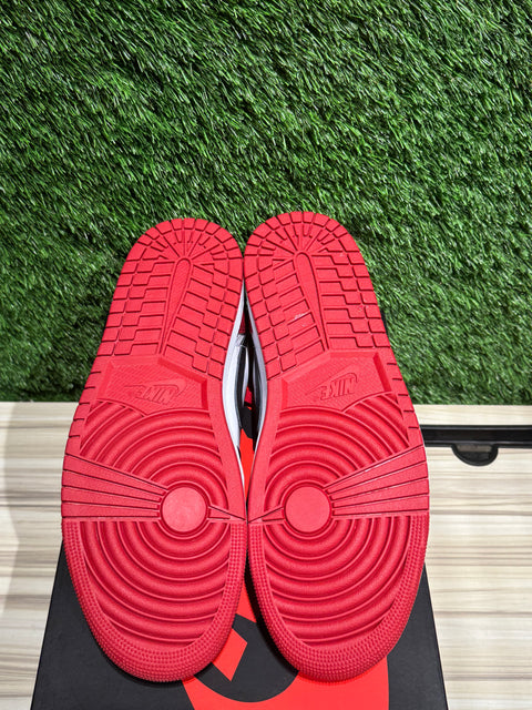 Jordan 1 Retro Low OG Black Toe (2023) Sz 10.5