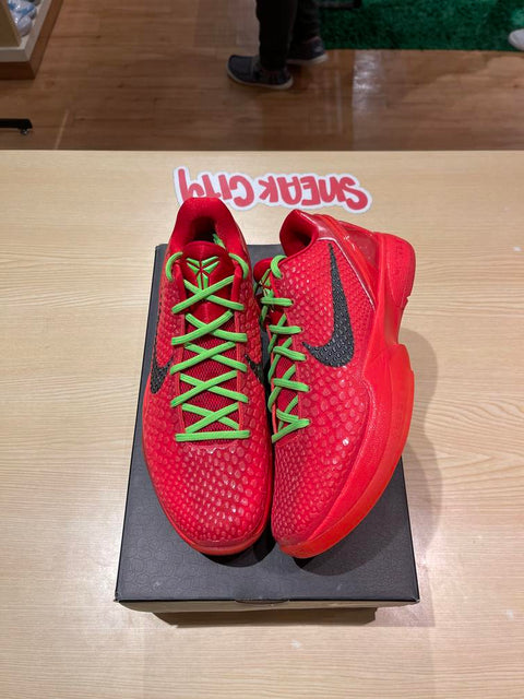 DS Reverse Grinch Kobe 6 Protro Sz 9