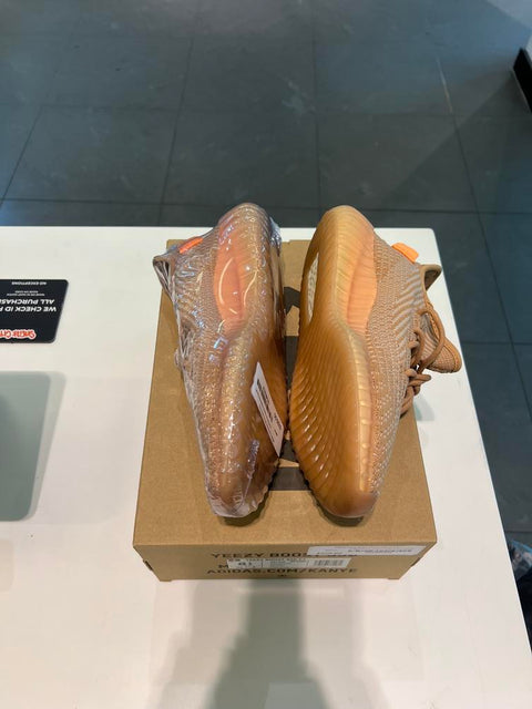 adidas Yeezy Boost 350 V2 Clay Sz 8.5