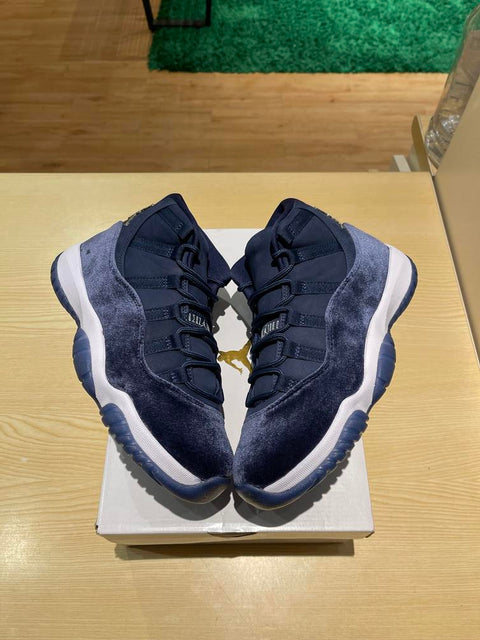 Jordan 11 Retro Midnight Navy (Women's) Sz 8.5W