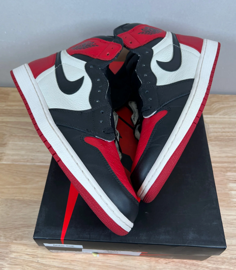 Jordan 1 Retro High Bred Toe