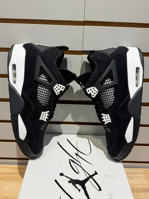 Jordan 4 Retro White Thunder Sz 11