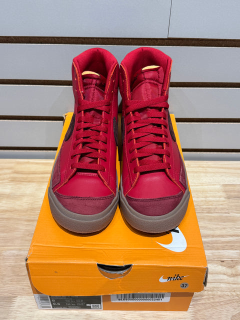 Nike Blazer Mid 77 Layers of Love Sz 8