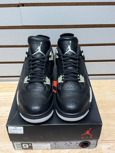Jordan 4 Retro Oreo (2015) Sz 9.5