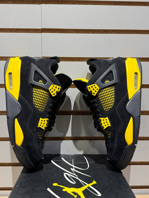 Jordan 4 Retro Thunder (2023) Sz 8.5M