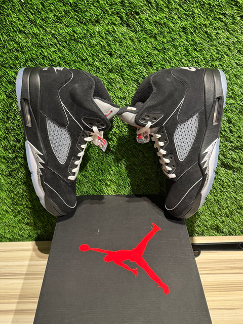 Jordan 5 Retro OG Black Metallic Reimagined Sz 11
